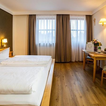 Lindenhof Hetzenbach Hotell Zell Exteriör bild