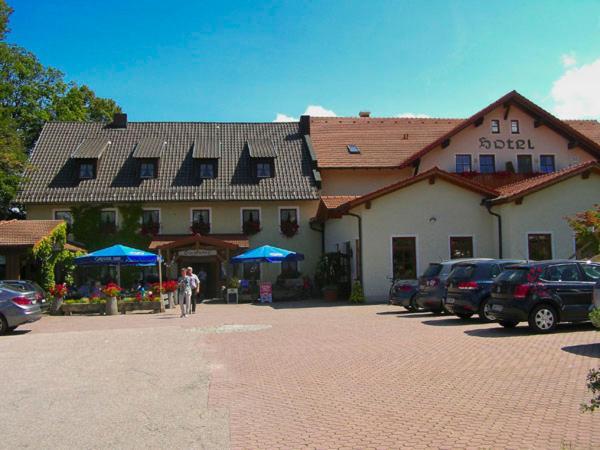 Lindenhof Hetzenbach Hotell Zell Exteriör bild