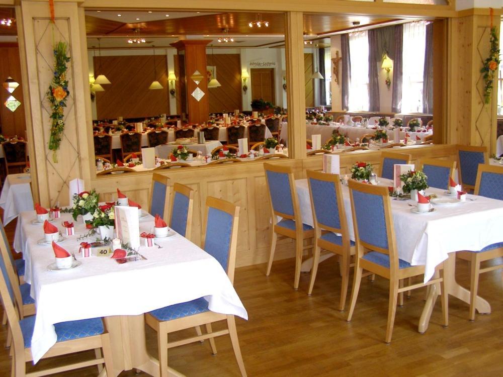 Lindenhof Hetzenbach Hotell Zell Exteriör bild