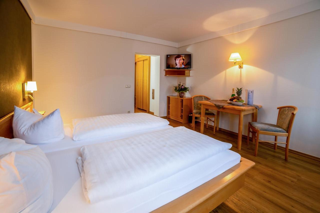 Lindenhof Hetzenbach Hotell Zell Exteriör bild